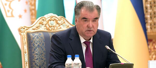 Президент Таджикистана Эмомали Рахмон, архивное фото - Sputnik Таджикистан