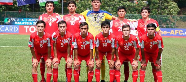 Дастаи мунтахаби футболбозони то 16-солаи Тоҷикистон - Sputnik Тоҷикистон