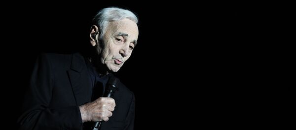 Шарль Азнавур - Sputnik Таджикистан