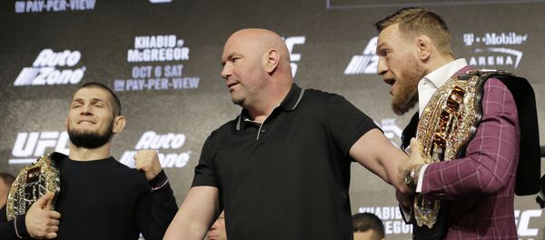 Хабиб Нурмагомедов и Конор Макгрегор, архивное фото - Sputnik Таджикистан