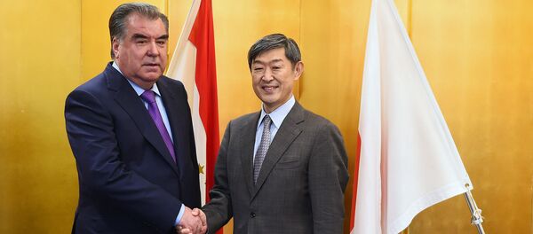 Встреча Эмомали Рахмона с руководителем Агентства по международному развитию Японии (JICA) Шиничи Китаокой - Sputnik Тоҷикистон