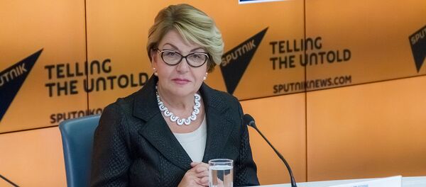Руководитель Федерального агентства по делам СНГ, соотечественников, проживающих за рубежом, и по международному гуманитарному сотрудничеству Элеонора Митрофанова - Sputnik Таджикистан