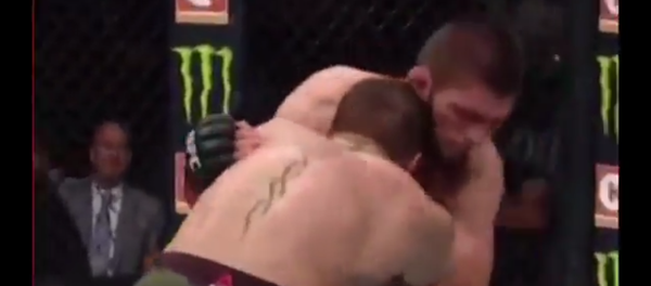 Бой Нурмагомедова и Макгрегора   - Sputnik Таджикистан