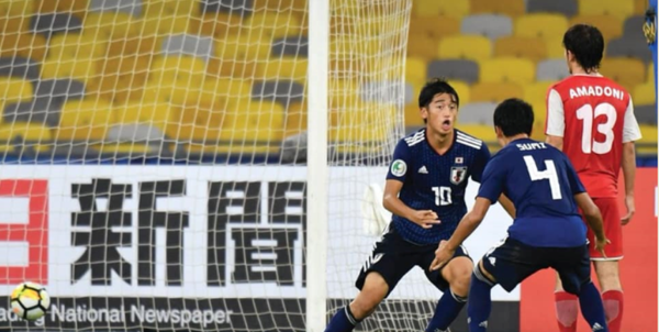 Матч между юношескими сборными Таджикистана и Японии Матч между юношескими сборными Таджикистана и Японии - Sputnik Таджикистан