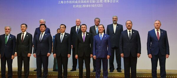 Премьер-министр РФ Д. Медведев принимает участие в заседании Совета глав правительств ШОС - Sputnik Таджикистан