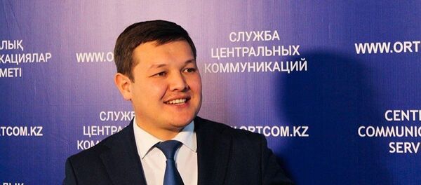 И.о. председателя Комитета по делам молодежи и семьи Министерства общественного развития Казахстана Асхат Оралов И.о. председателя Комитета по делам молодежи и семьи Министерства общественного развития Казахстана Асхат Оралов - Sputnik Таджикистан