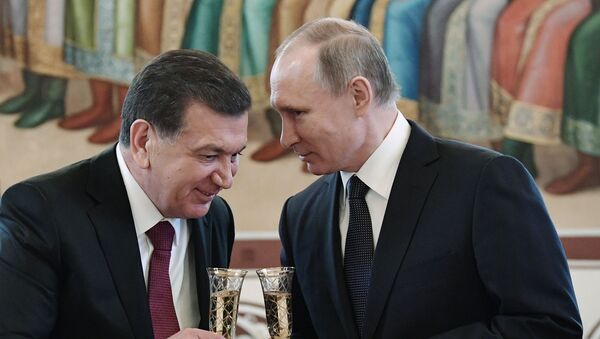 Президент РФ Владимир Путин и президент Узбекистана Шавкат Мирзиёев  - Sputnik Таджикистан