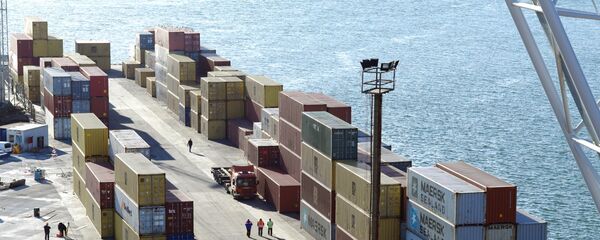 Грузовые контейнеры, архивное фото - Sputnik Тоҷикистон