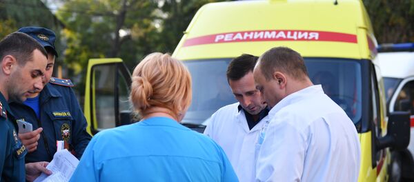 У Керченской больницы № 1 имени Н. И. Пирогова У Керченской больницы № 1 имени Н. И. Пирогова - Sputnik Таджикистан