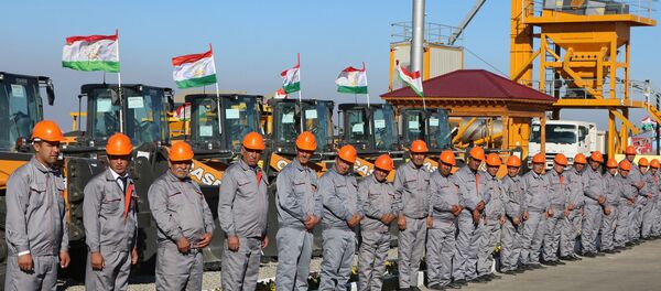 Открытие асфальтного завода в Бободжон Гафуровском Районе - Sputnik Тоҷикистон