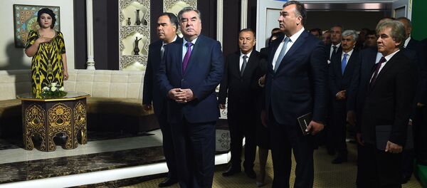 Эмомали Рахмон принял участие в открытии нового дополнительного здания телевидения и радио Согда - Sputnik Тоҷикистон