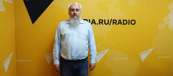 Михаил Смолин, кандидат исторических наук, политолог, архивное фото - Sputnik Таджикистан