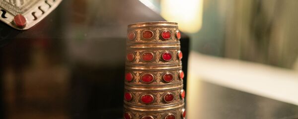 Дорогие украшения богатых женщин в средней Азии на рубеже XIX и XX веков - Sputnik Тоҷикистон