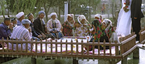 Узбекская свадьба, архивное фото - Sputnik Тоҷикистон