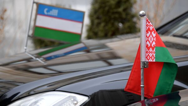 Флаги Белоруссии и Узбекистана - Sputnik Таджикистан