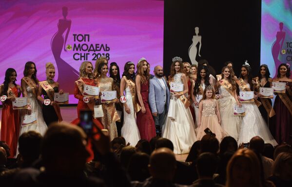Участницы конкурса красоты Топ-модель СНГ-2018 в Ереване - Sputnik Таджикистан