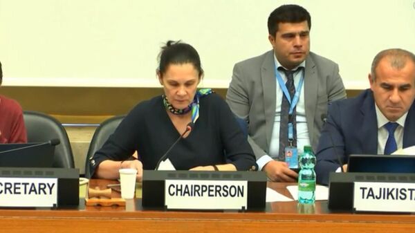 СММ аз Тоҷикистон даъват намудааст, ки ташхиси бакоратро аз байн барад (навор) СММ аз Тоҷикистон даъват намудааст, ки ташхиси бакоратро аз байн барад (навор) - Sputnik Тоҷикистон