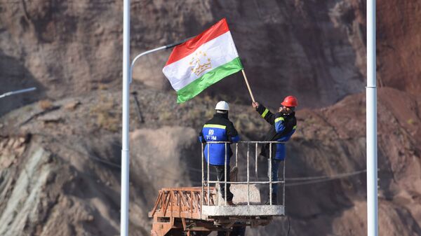 Последние приготовления перед открытием Рогунской ГЭС  - Sputnik Таджикистан