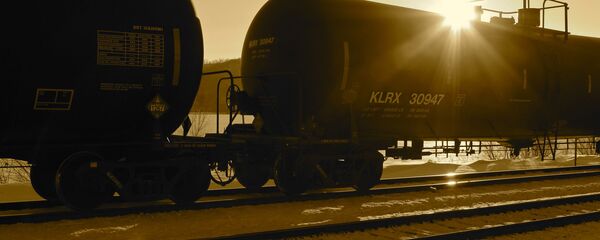 Цистерны для нефтепродуктов, архивное фото - Sputnik Тоҷикистон