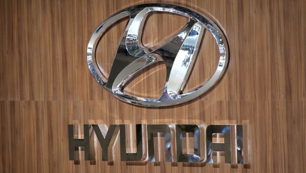 Логотип компании Hyundai, архивное фото - Sputnik Таджикистан