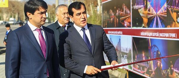 Рустам Эмомали открыл мост в районе сино города Душанбе  - Sputnik Таджикистан