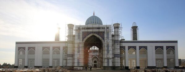 Строительство главной соборной мечети города Душанбе и Исламского института Таджикистана  - Sputnik Тоҷикистон