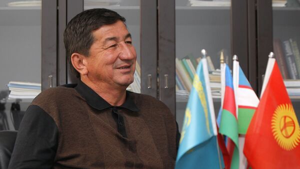 Экс-депутат парламента Республики Кыргызстана Кадыржан Батыров, архивное фото - Sputnik Таджикистан