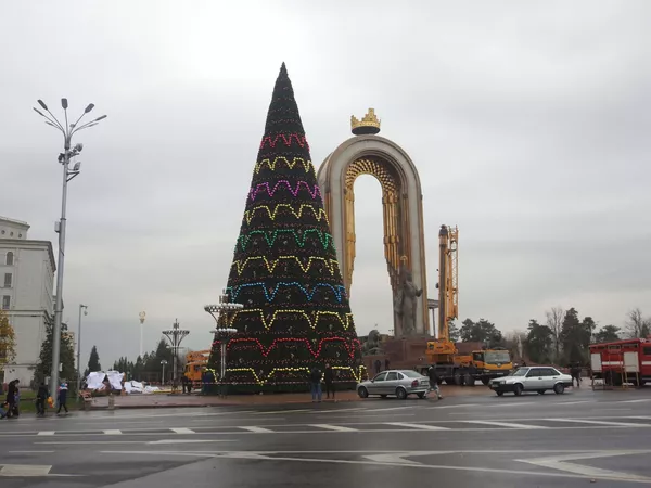 Елка в Душанбе