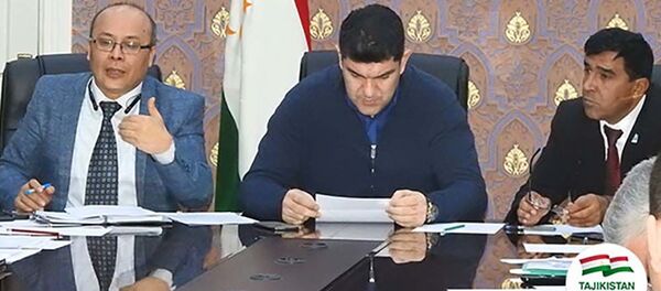 Дилшод Назаров на совещании спортивной федерации Таджикистана Дилшод Назаров на совещании спортивной федерации Таджикистана - Sputnik Тоҷикистон