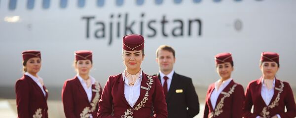 Сомон Эйр представила новую униформу для бортпроводников и пилотов Сомон Эйр представила новую униформу для бортпроводников и пилотов - Sputnik Тоҷикистон