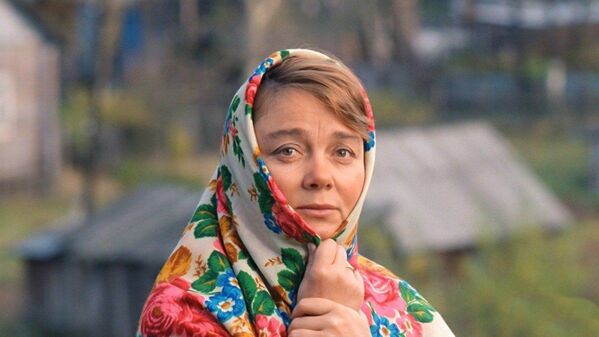 Актриса Нина Дорошина, кадр из фильма Любовь и голуби - Sputnik Таджикистан