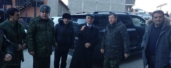 Ёдгор Файзов, раиси ВМКБ ва Рамазон Раҳимзода, вазири умури дохилии Тоҷикистон дар Хоруғ - Sputnik Тоҷикистон