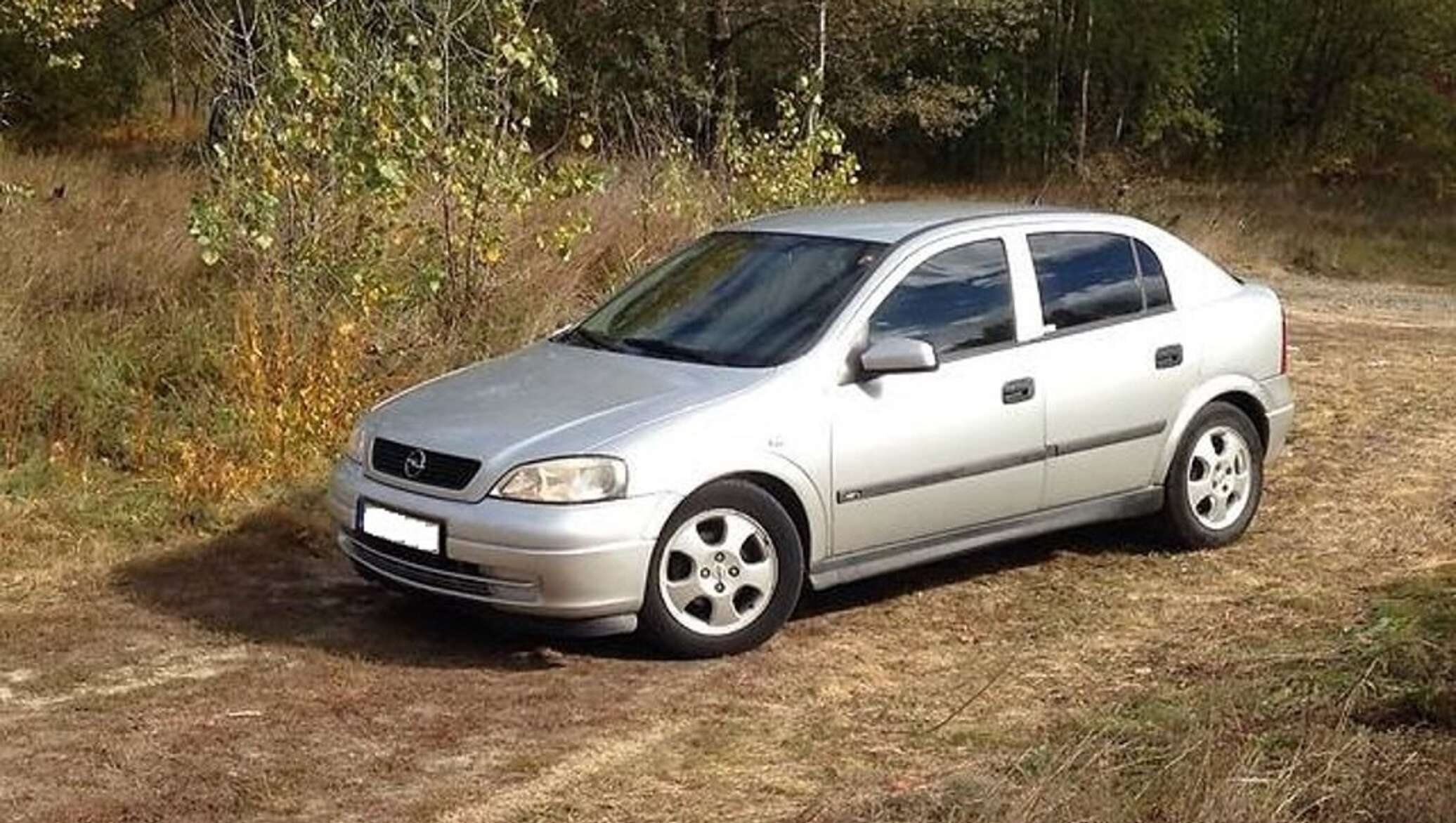 Машин точикистон. Opel Astra 1999. Опель 1999 Таджикистан. Opel Astra 1999 r16.