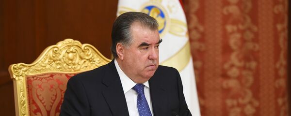 Эмомали Рахмон провел заседение Совбеза страны  - Sputnik Таджикистан