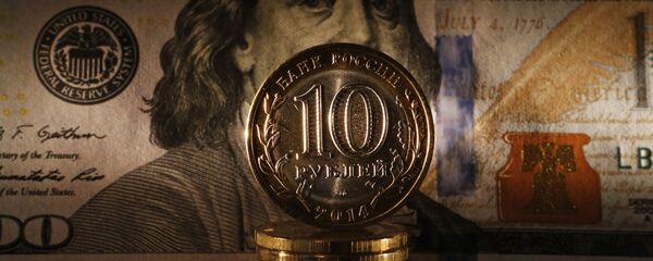 Рубли и доллары - Sputnik Таджикистан