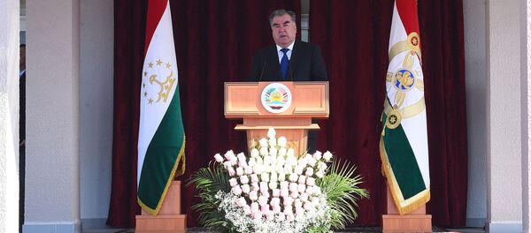 Эмомали Рахмон открыл школу - Sputnik Тоҷикистон