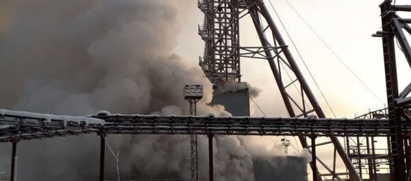 Пожар на шахте Соликамска Пожар на шахте Соликамска - Sputnik Таджикистан