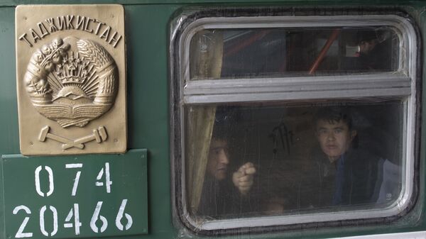 Поезд из Средней Азии, архивное фото - Sputnik Таджикистан