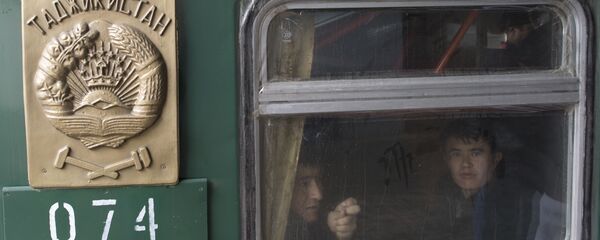 Поезд из Средней Азии, архивное фото - Sputnik Таджикистан