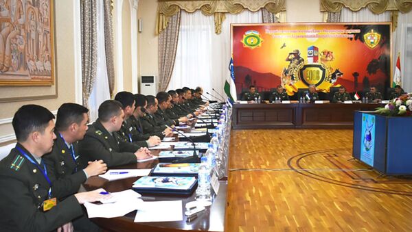 Состоялся первый совместный военный Совет Пограничных ведомств Республики Таджикистан и Республики Узбекистан - Sputnik Таджикистан