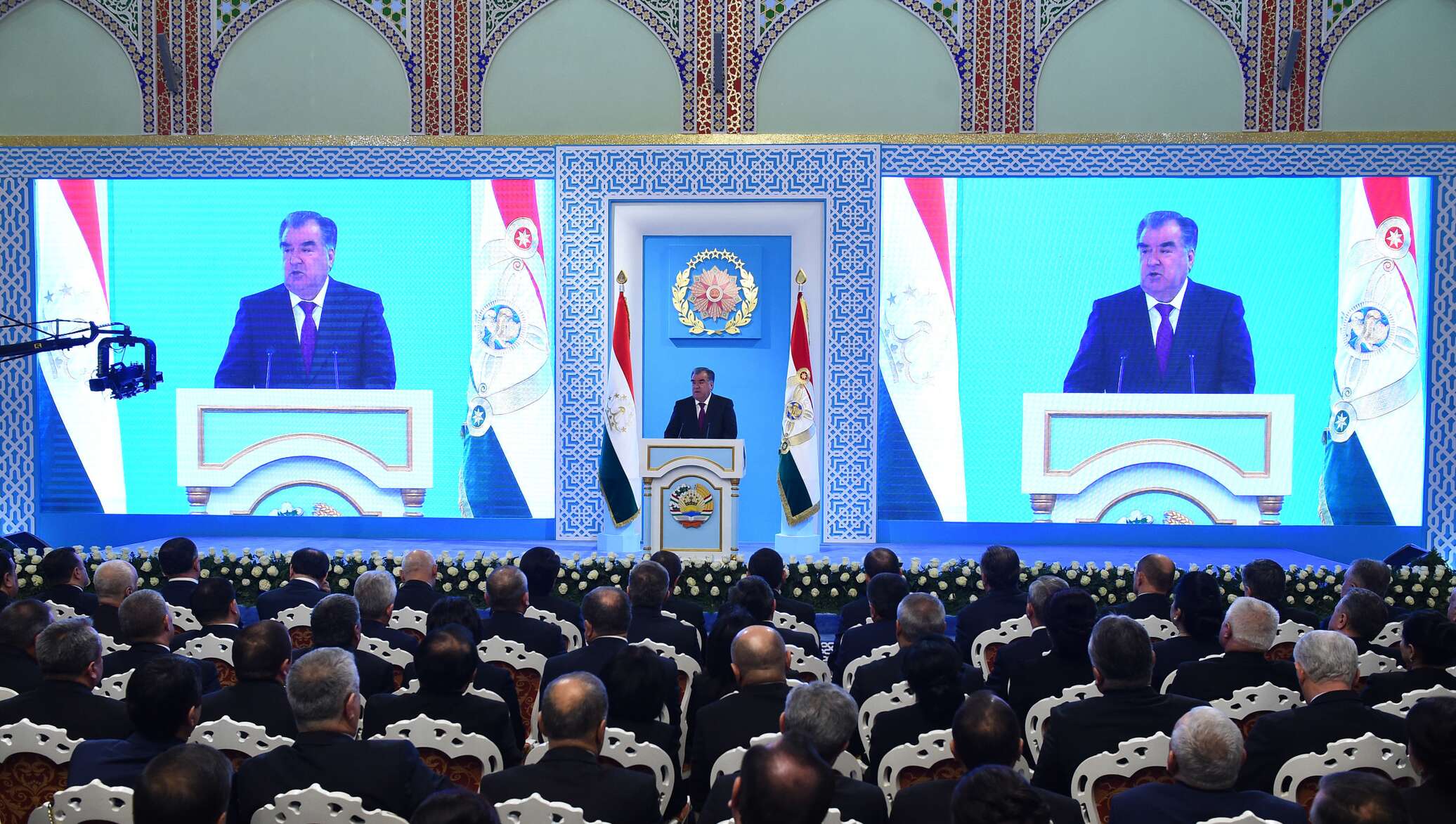 Паём 2022 эмомали. Эмомали рахмон паём 2021. Эмомали рахмон паём 2021. Соли титана. Президент таджикистана послание парламенту.