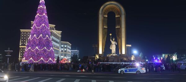 Новогодний Душанбе - Sputnik Тоҷикистон