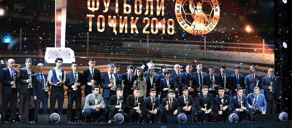 Полузащитник душанбинского Истиклола Эхсони Панджшанбе был признан лучшим футболистом Таджикистана Полузащитник душанбинского Истиклола Эхсони Панджшанбе был признан лучшим футболистом Таджикистана - Sputnik Тоҷикистон