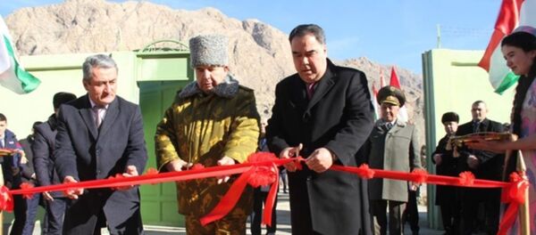 Ифтитоҳи дидбонгоҳ ва гузаргоҳи марзӣ дар Суғд аз тарафи Раҷаббой Аҳмадзода - Sputnik Тоҷикистон