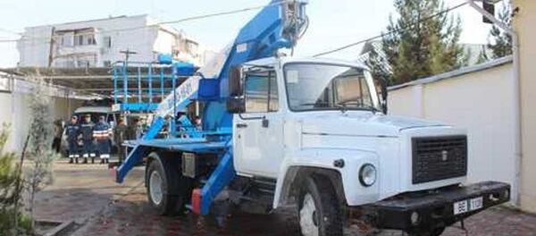 Мэрия Душанбе подарила спец. технику  МЧС Таджикистана  - Sputnik Тоҷикистон