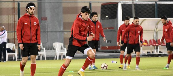 Олимпийская сборная Таджикистана начала подготовку к чемпионату Азии-2020 - Sputnik Тоҷикистон