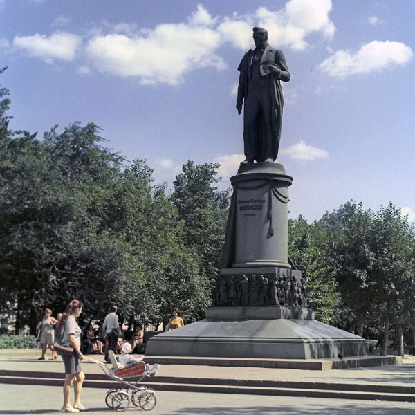 Какой сегодня праздник в Таджикистане и мире: 15 января 2019 года Какой сегодня праздник в Таджикистане и мире: 15 января 2019 года - Sputnik Таджикистан