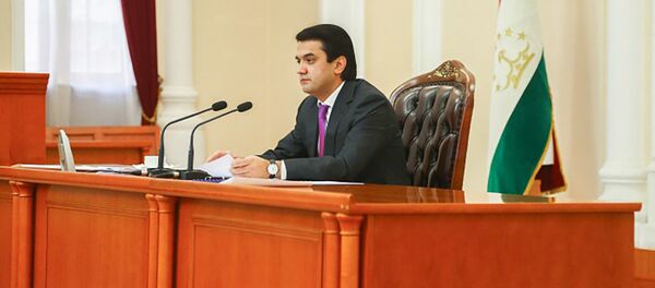 Рустам Эмомали - Sputnik Тоҷикистон