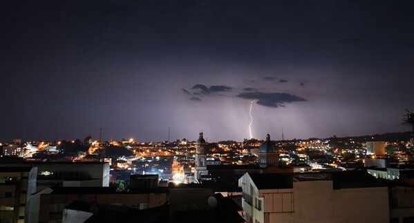 Вид на ночной шторм в Армении - Sputnik Таджикистан