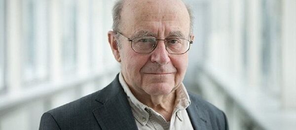 Ведущий научный сотрудник Института космических исследований РАН Натан Эйсмонт, архивное фото - Sputnik Таджикистан